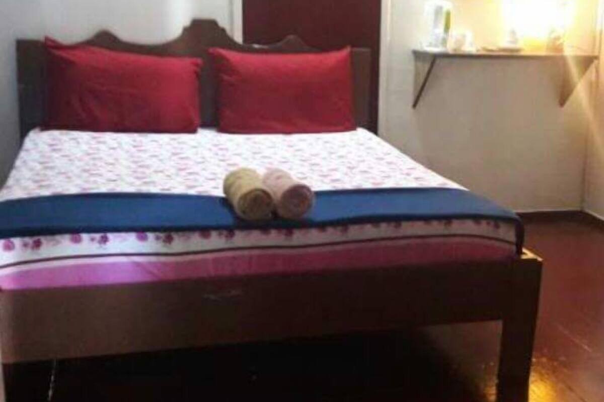Habitación Confort con 2 camas individuales | Tabla de planchar con plancha