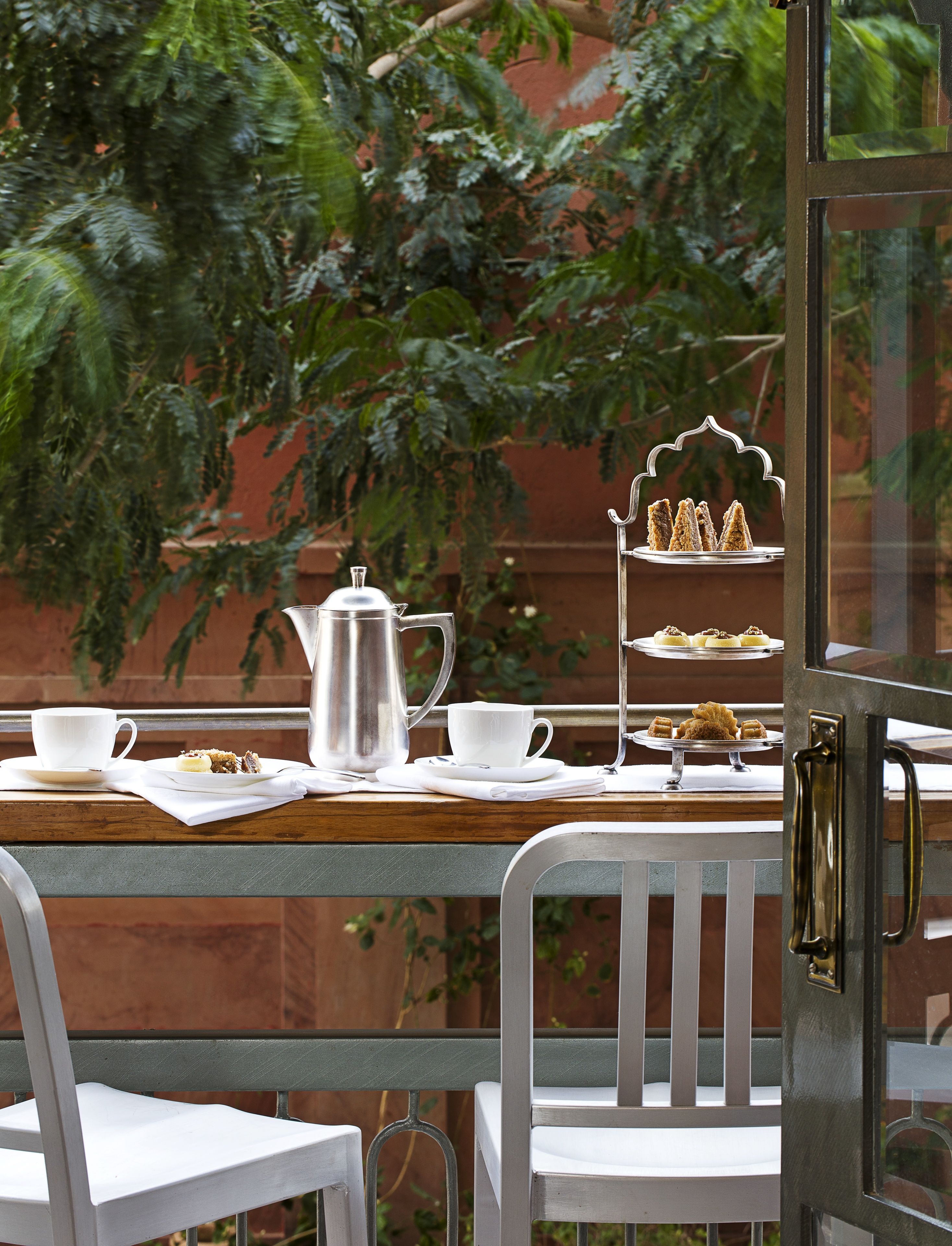 daily buffet breakfast (inr 1000 per person)