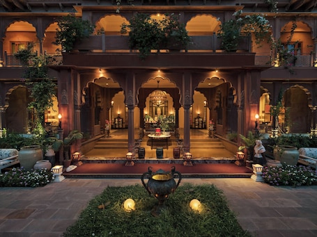 Eingangsbereich. Narendra Bhawan Bikaner