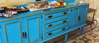 Lee's House Bed & Breakfast Sliema