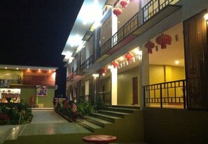Ngoại thất