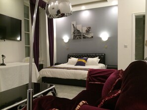 Premium bedding, desk, free WiFi, bed sheets
