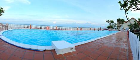 Alberca al aire libre