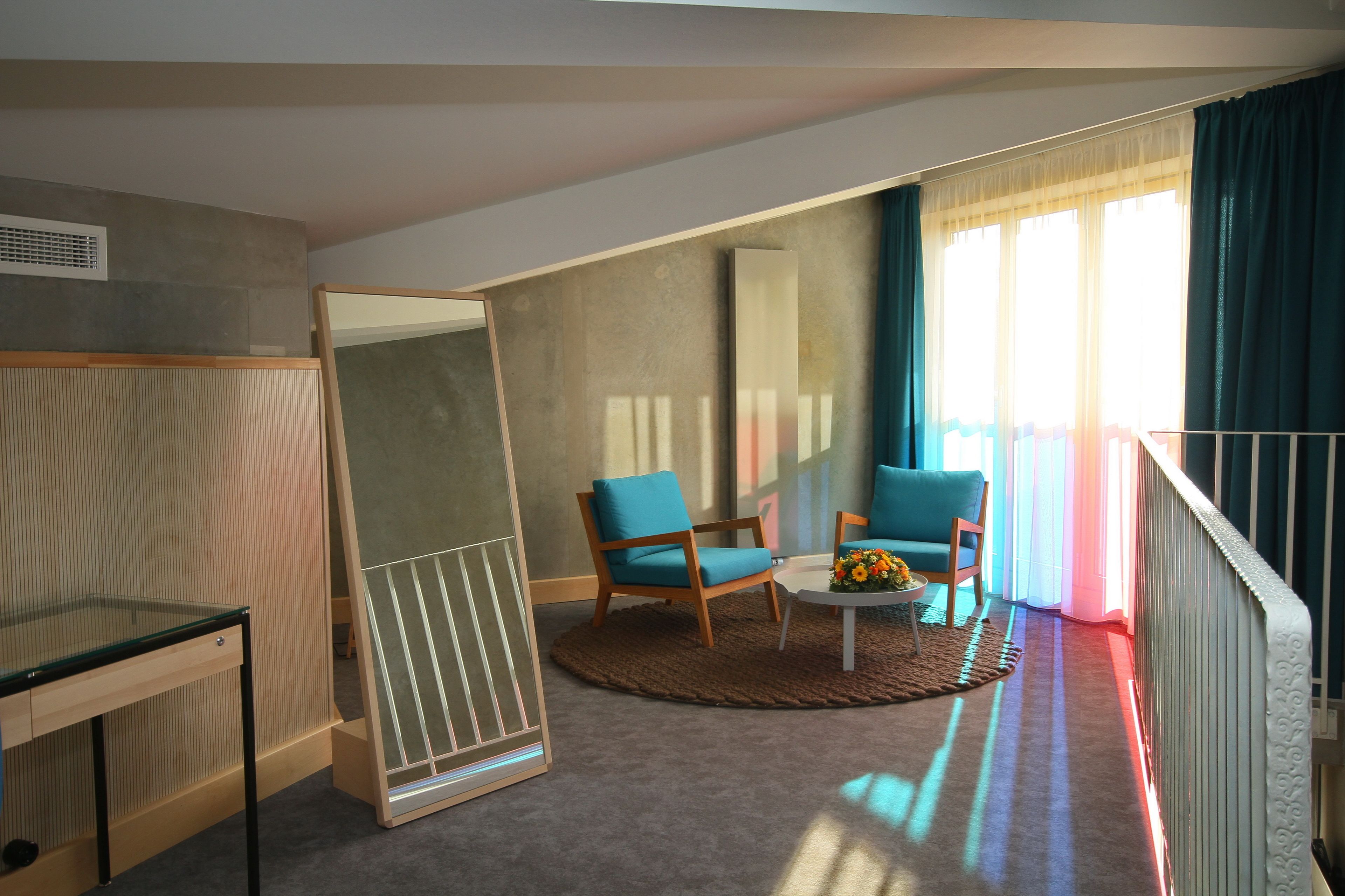 luxury suite | living area | 124-cm flat-screen tv with cable channels, tv