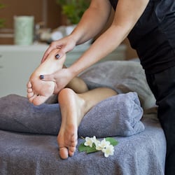 Sauna, steam room, Turkish bath, body treatments, aromatherapy