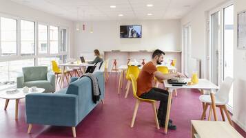 Daily buffet breakfast (EUR 14 per person)
