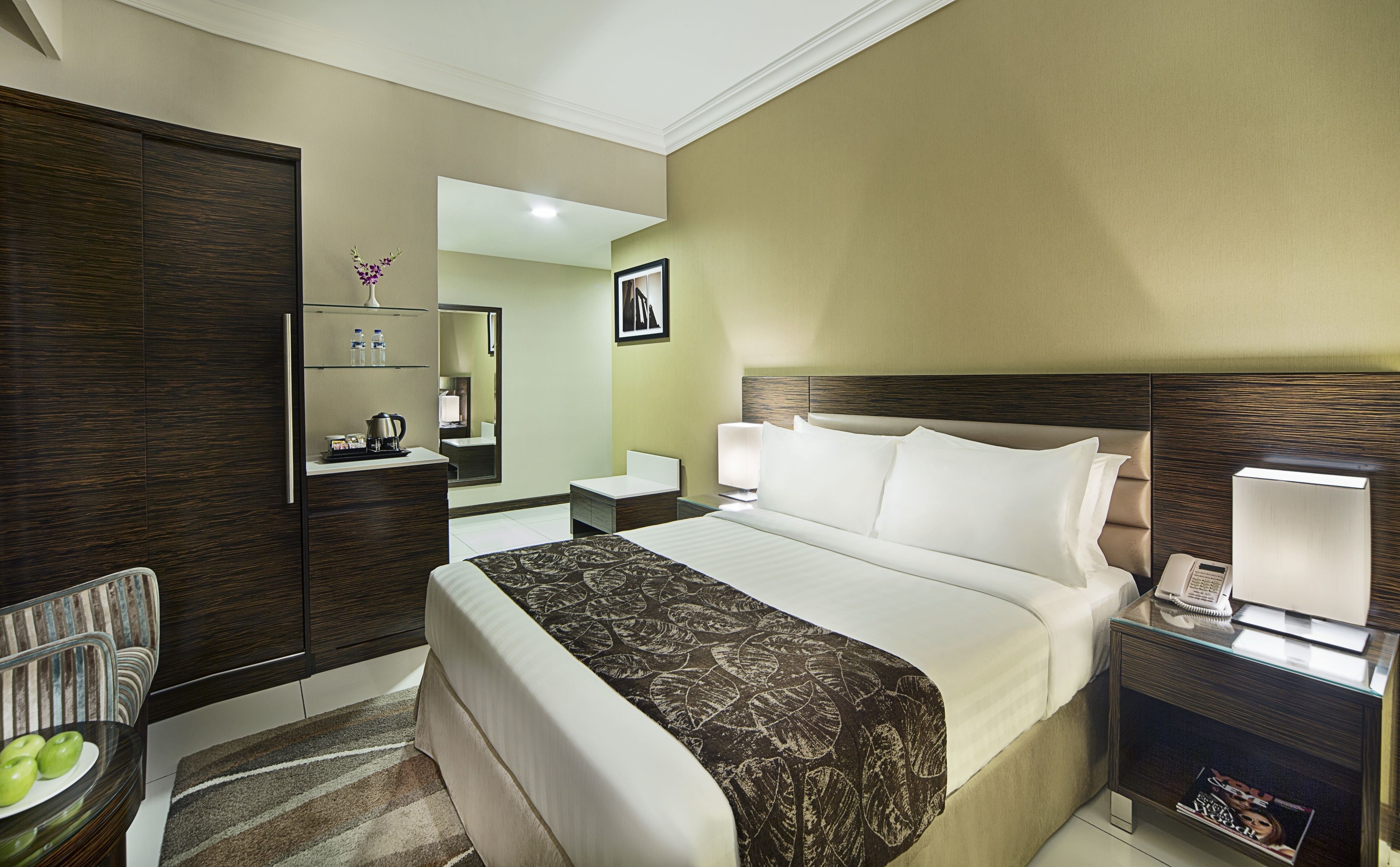 Photo - Gateway Hotel