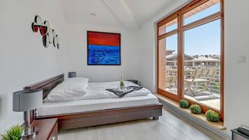 2 dormitorios, decoración individual, mobiliario individual