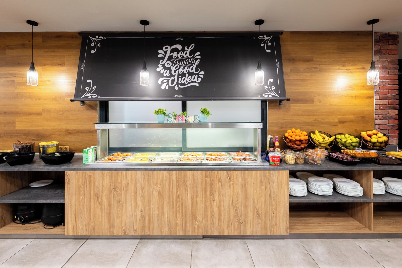 daily buffet breakfast (eur 3.00 per person)