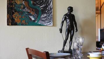 Frühstück, Mittagessen, italienische Küche, Blick auf den Garten