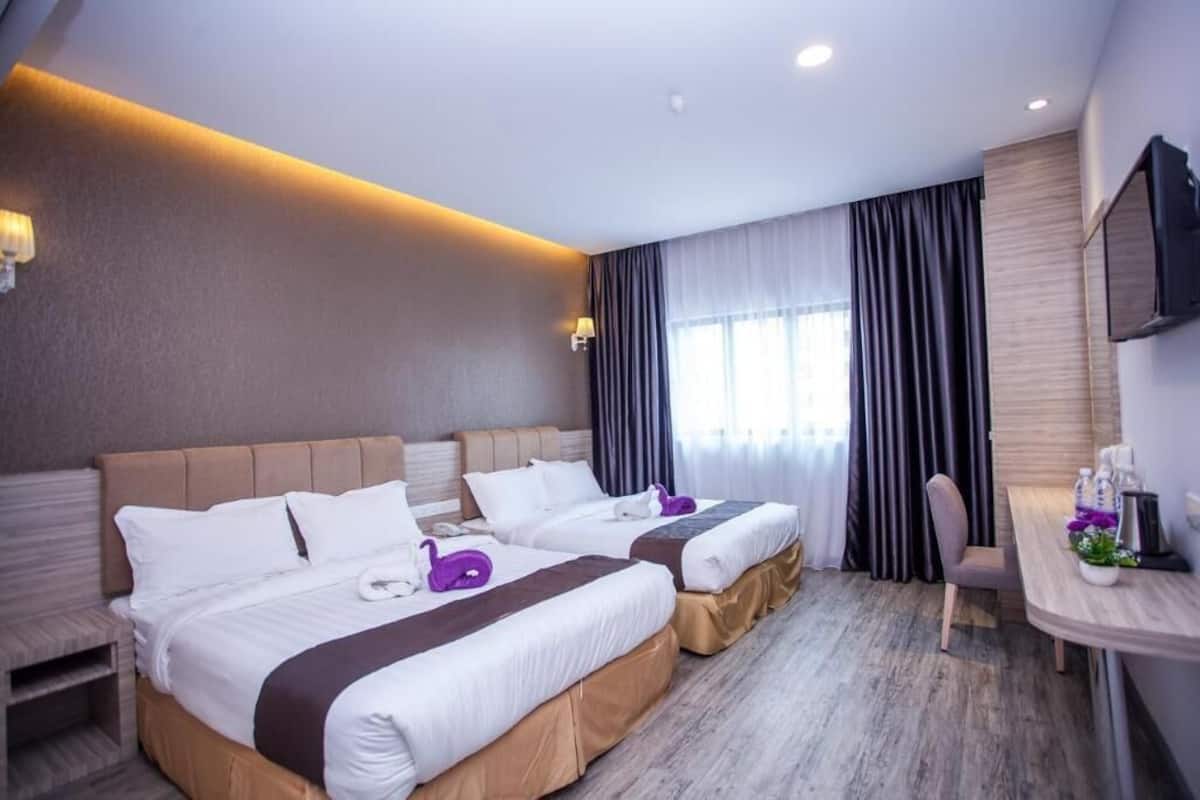 In-room safe, desk, soundproofing, iron/ironing board