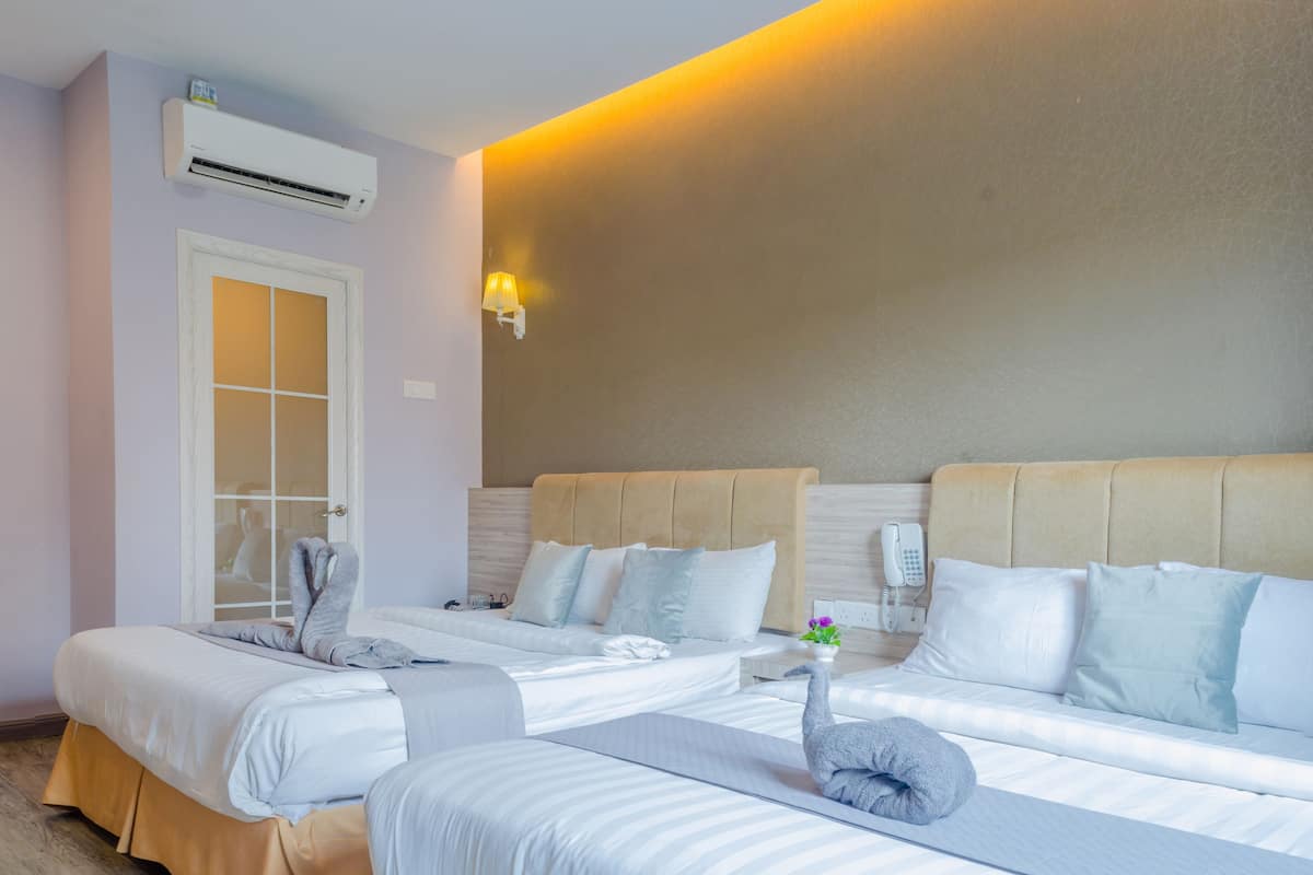 Super Family Room | In-room safe, desk, soundproofing, iron/ironing board