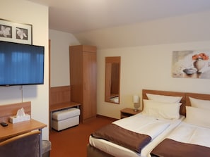 Double Room | Premium bedding, down duvets, individually decorated, laptop workspace