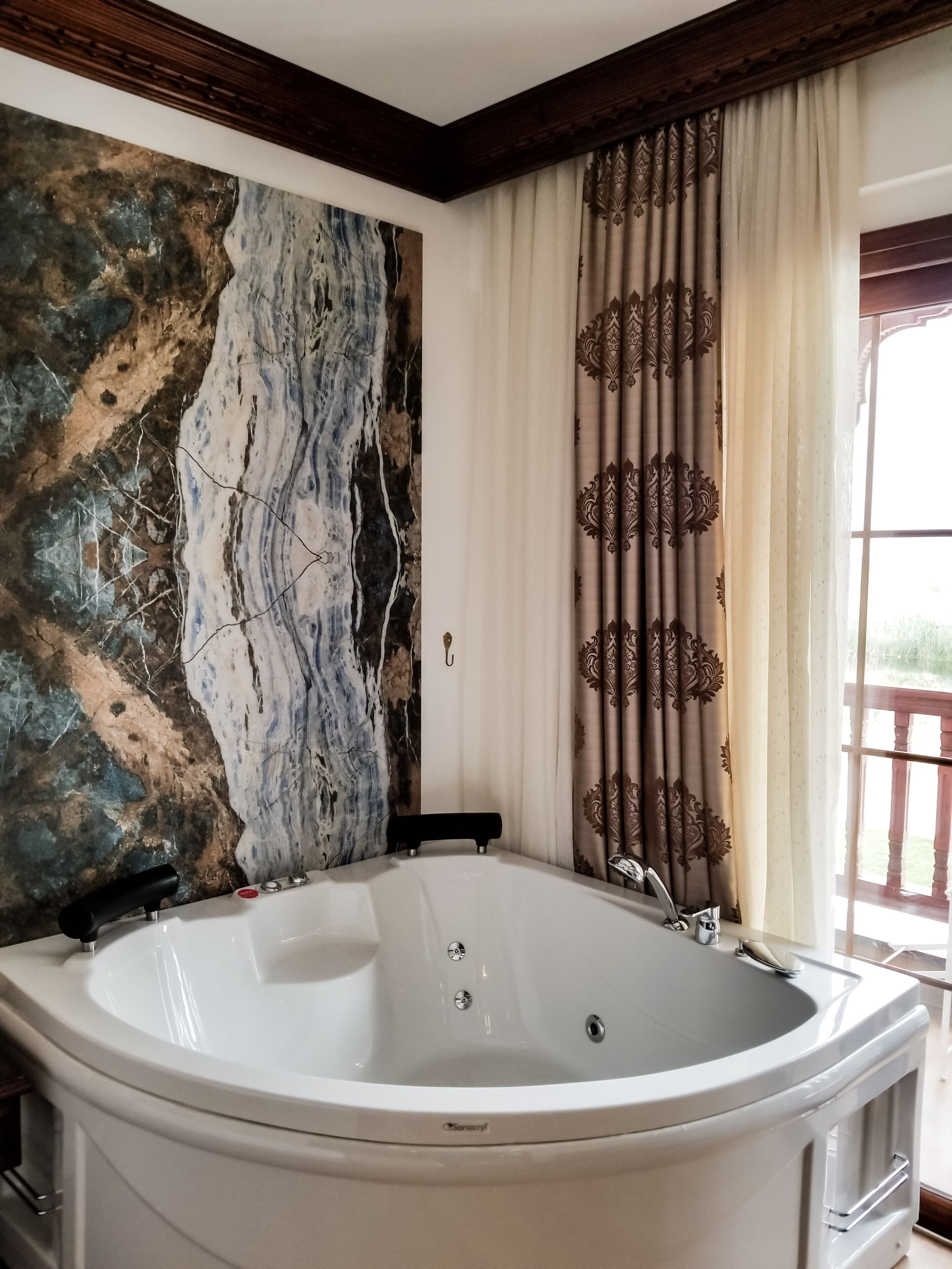 superior double room | premium bedding, minibar, in-room safe, desk