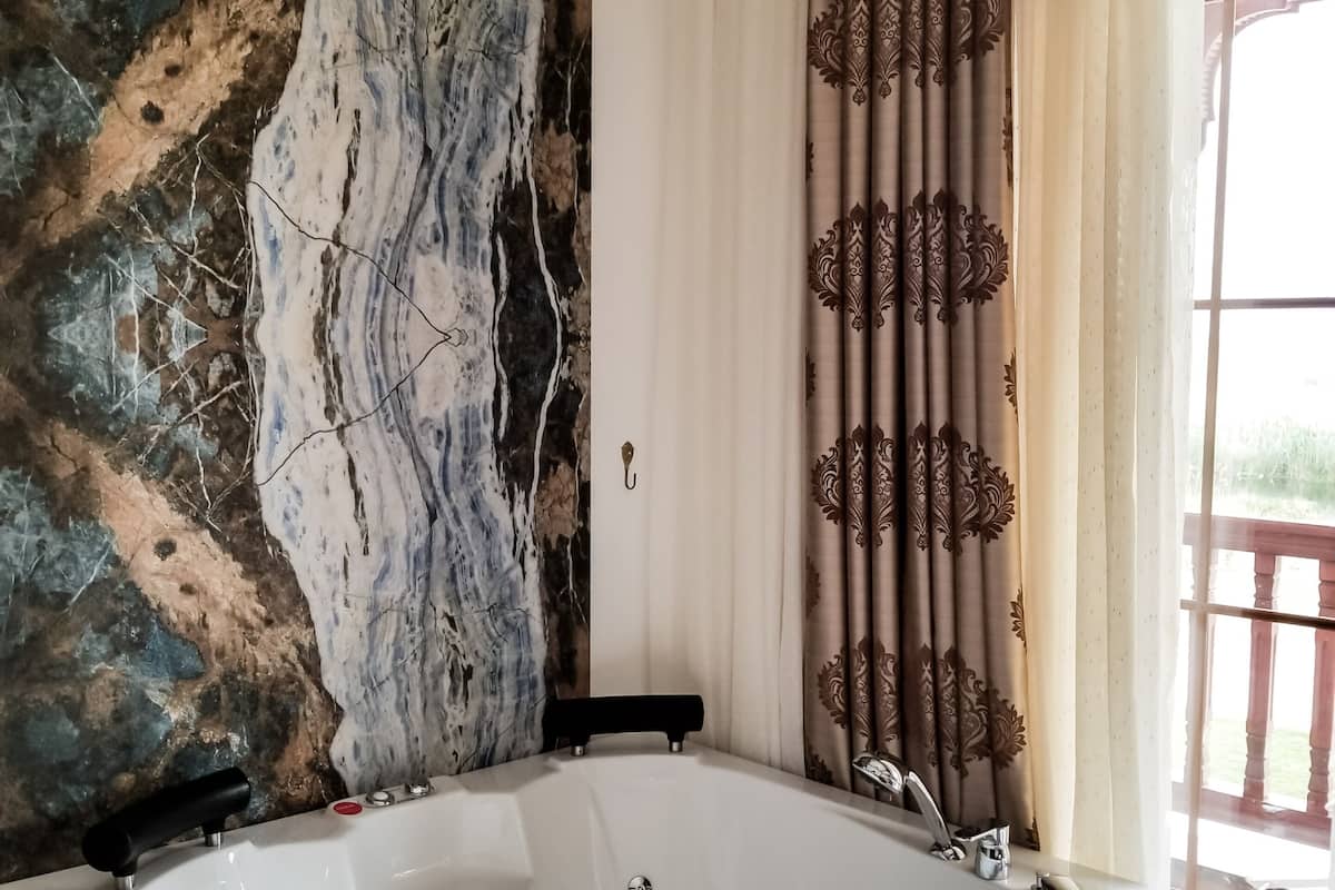 superior double room | premium bedding, minibar, in-room safe, desk