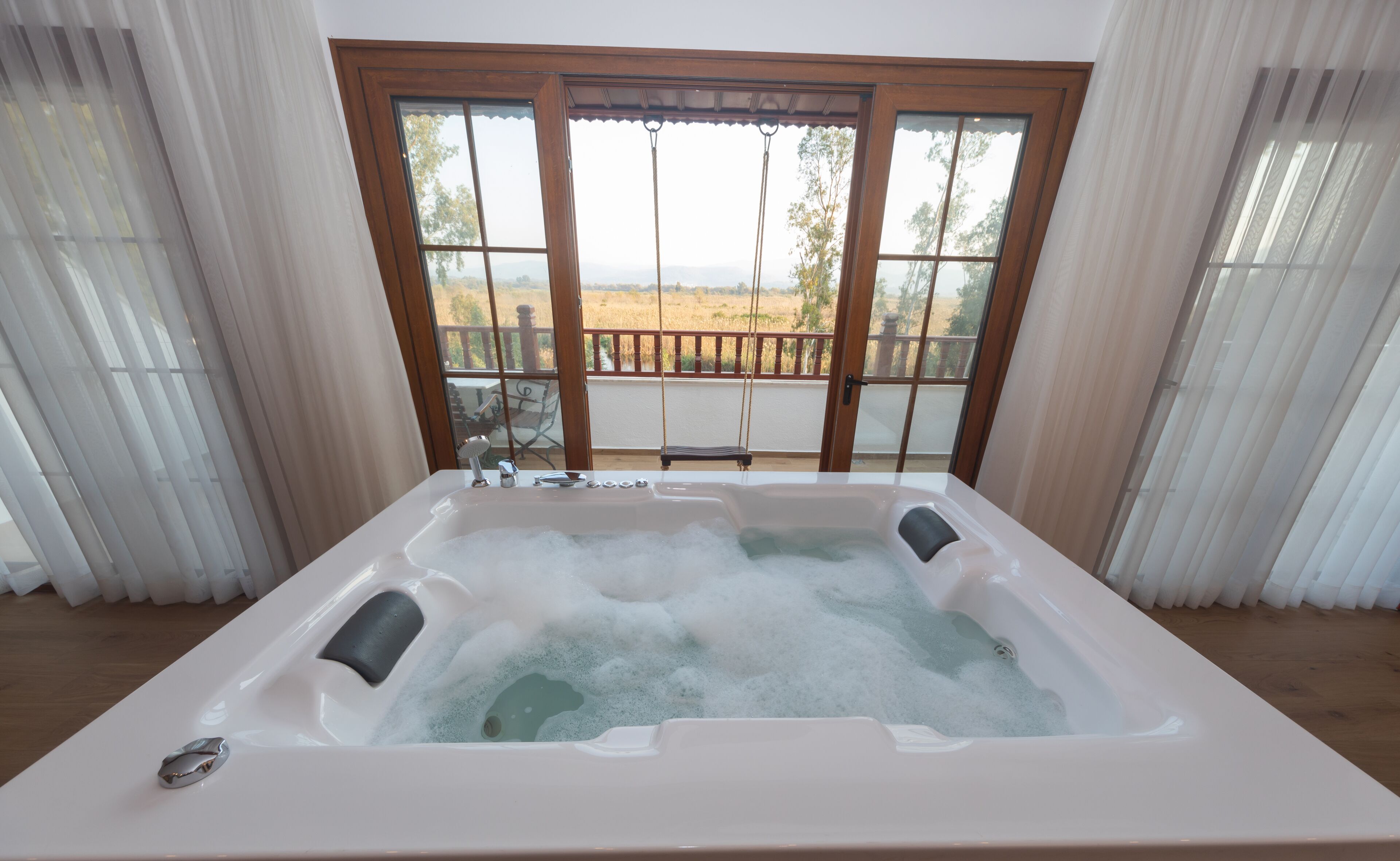 exclusive suite | private spa tub