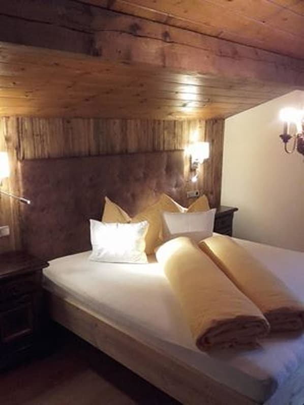 Apartment, Non Smoking, Mountain View | Soundproofing, free cribs/infant beds, rollaway beds, WiFi - LINSERHOF Ferienappartements Sölden (Soelden)