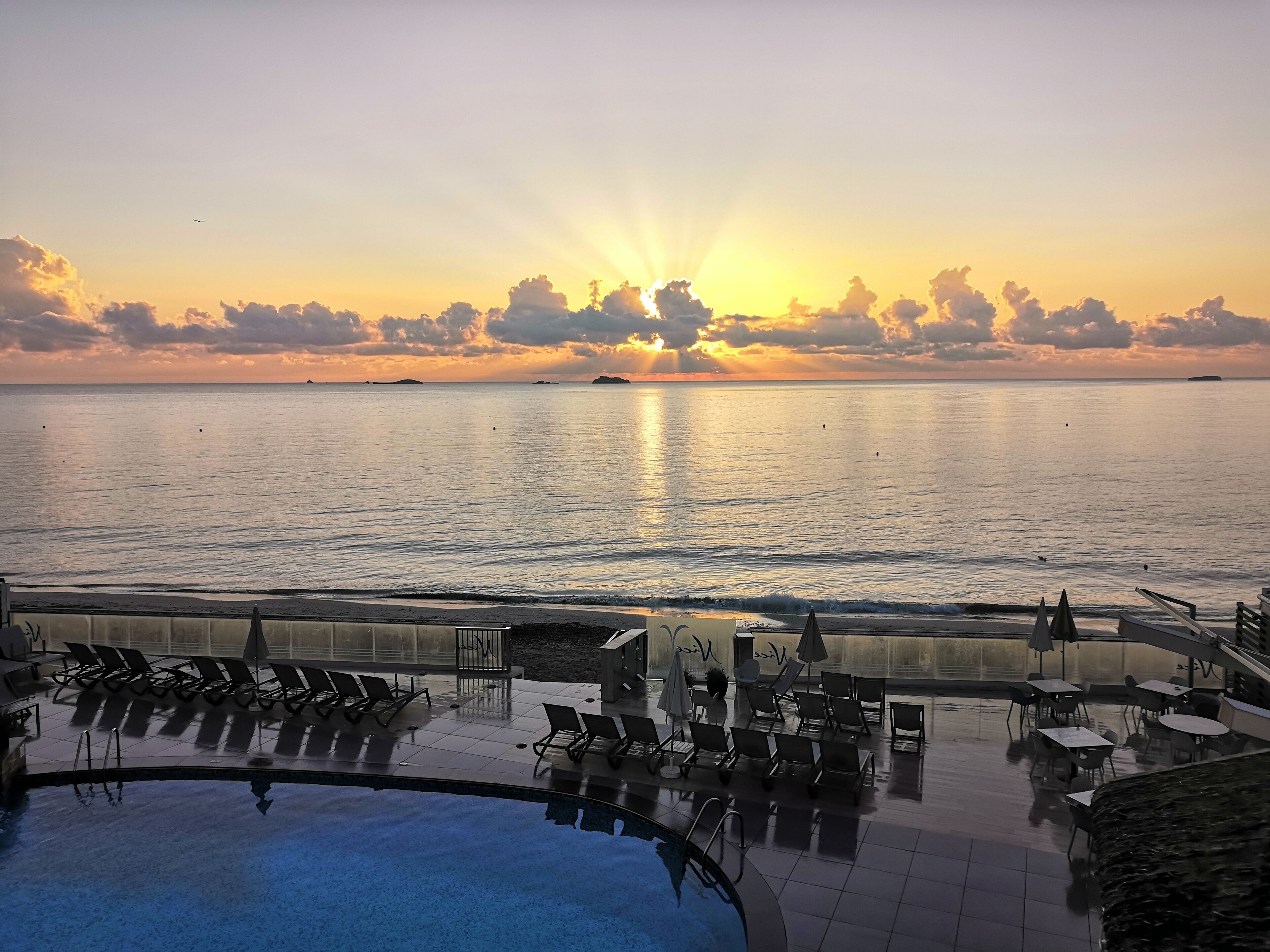 Departamento superior, 1 habitación, balcón, vista al mar | Terraza o patio