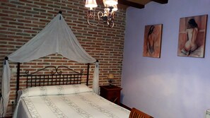 Verdunkelungsvorhänge, kostenloses WLAN, Bettwäsche