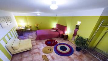 2 bedrooms, individually decorated, individually furnished, desk