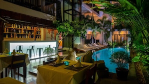 Bar (on property) - The Thirdfold Residence (Siem Reap)