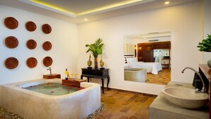 Premium Suite | Bathroom - The Thirdfold Residence (Siem Reap)