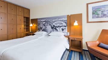 Standard Double Room | Minibar, in-room safe, desk, laptop workspace