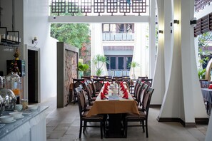 Breakfast area - The Night Hotel (Siem Reap)