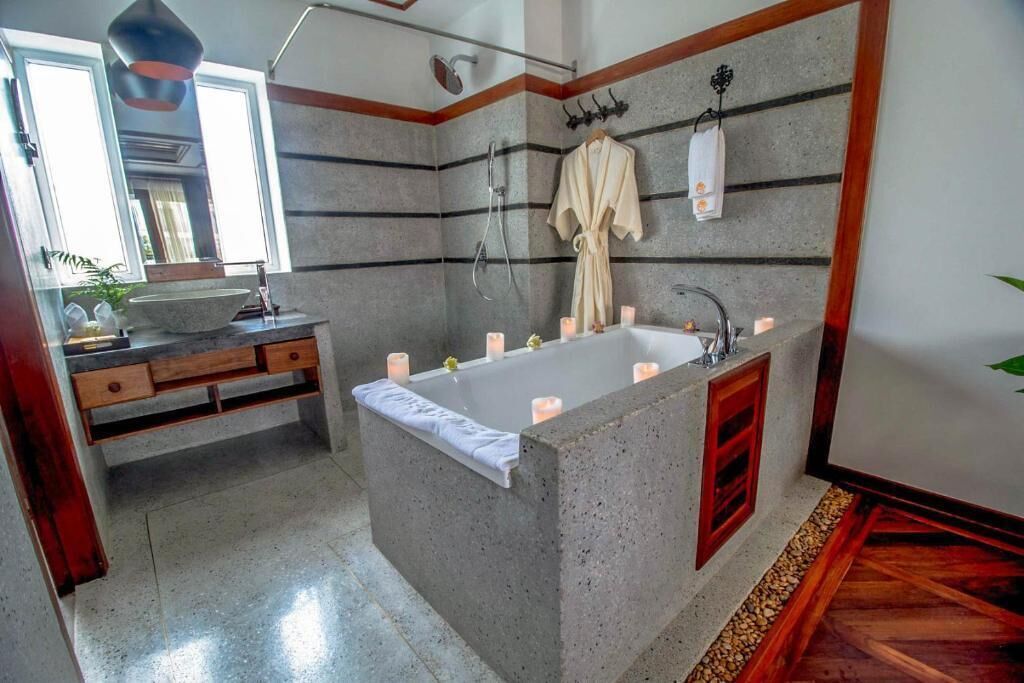 Photo - The Night Hotel