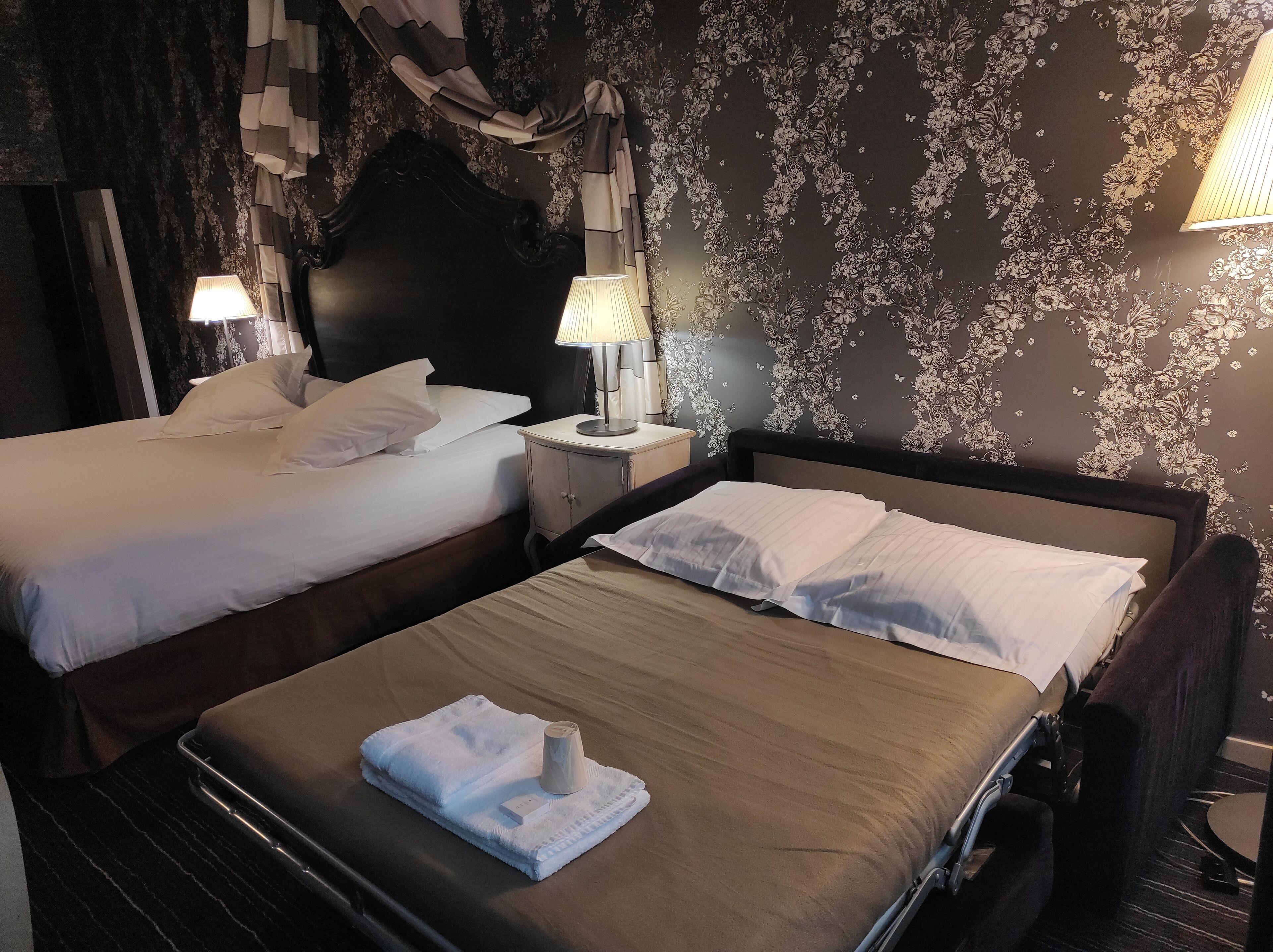 premium bedding, desk, soundproofing, free wifi