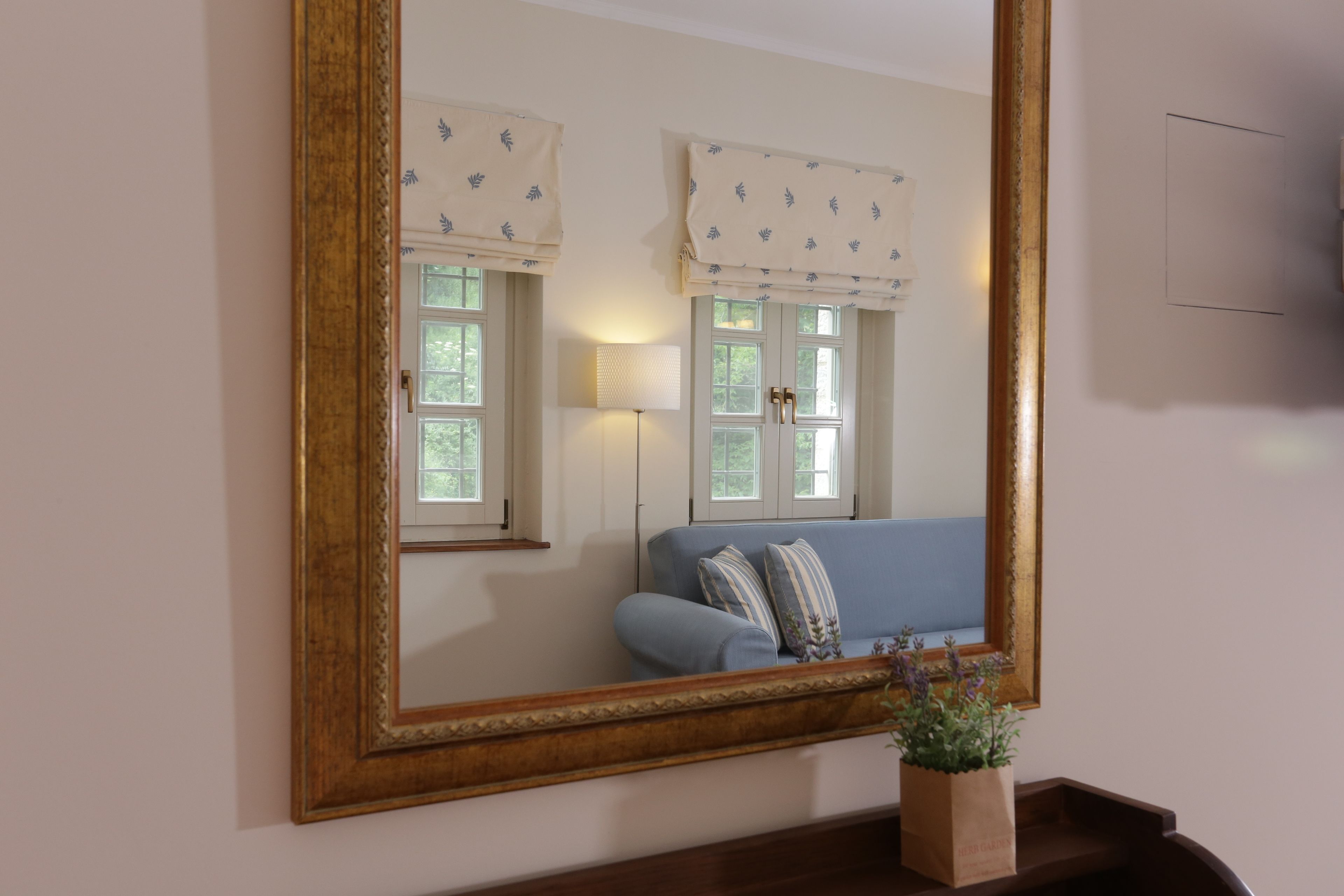 suite | room amenity