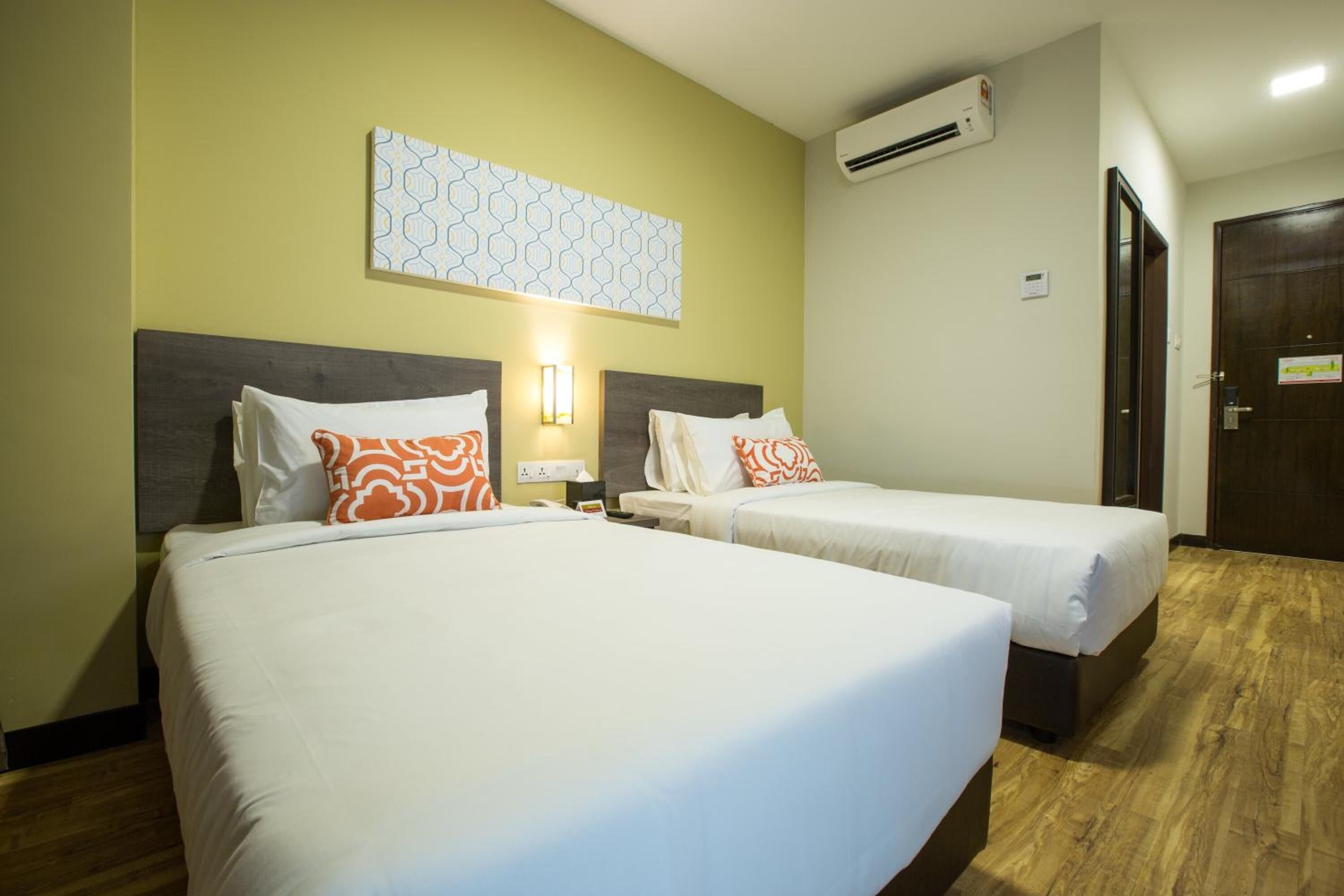 desk, soundproofing, free cots/infant beds, free wifi