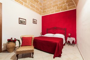 Roba de llit d'alta qualitat, planxa i posts de planxar i wifi gratuïta 