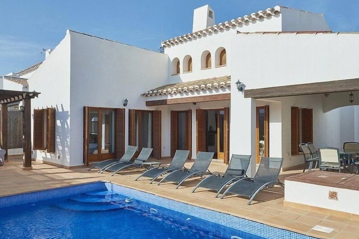 Villa, baño en la habitación, vista a la alberca | Exterior