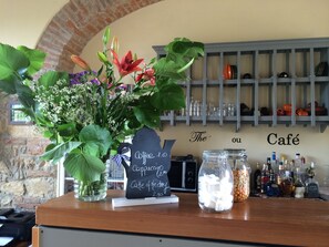 Bar (på overnatningsstedet)
