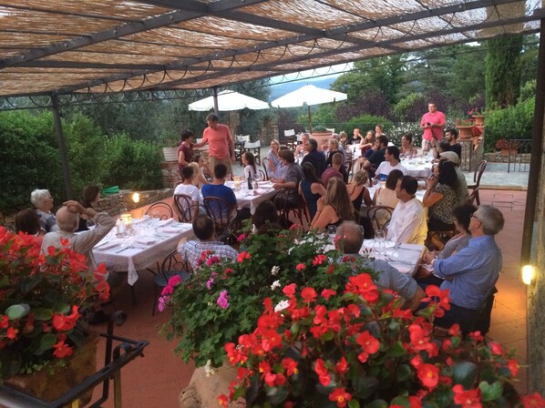 Food court - Agriturismo Tenuta Lupinari (Bucine)