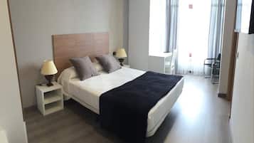 Double Room | Premium bedding, in-room safe, desk, blackout drapes