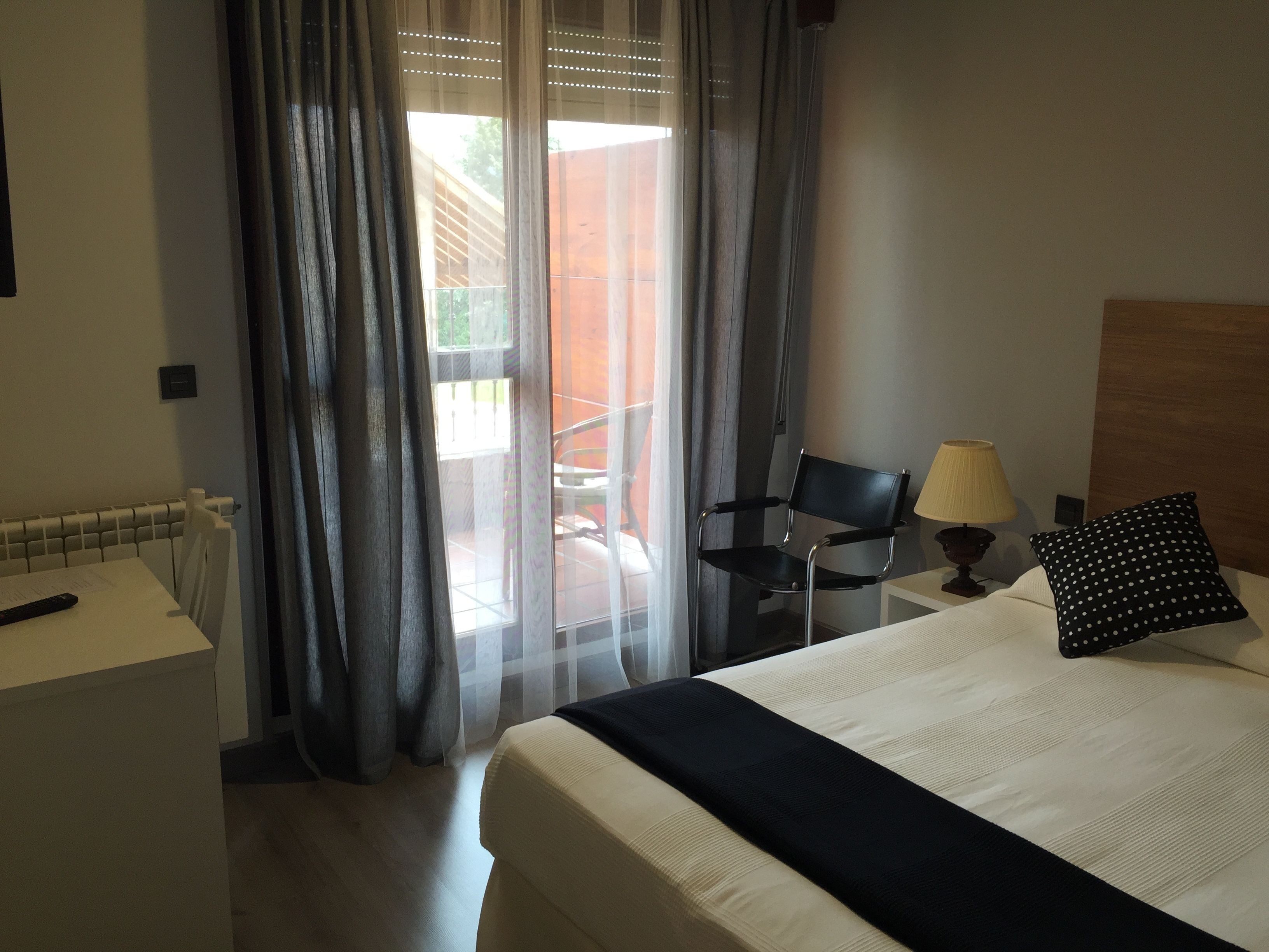 double room | premium bedding, in-room safe, desk, blackout curtains