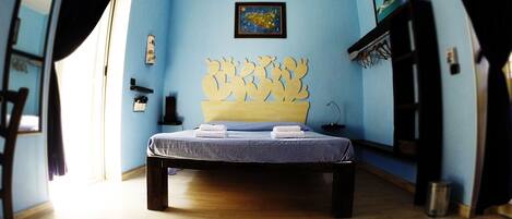 Chambre (Blue)