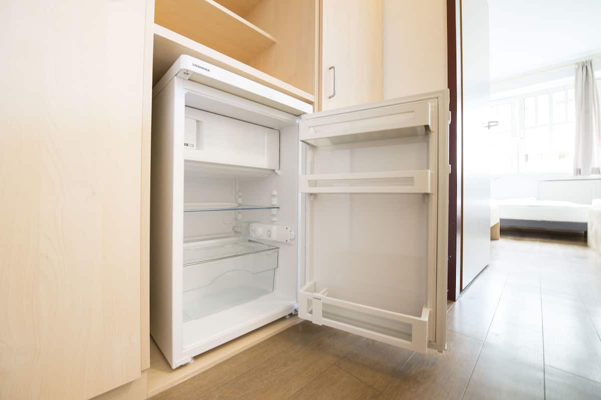 In-room safe, desk, free WiFi, bed sheets