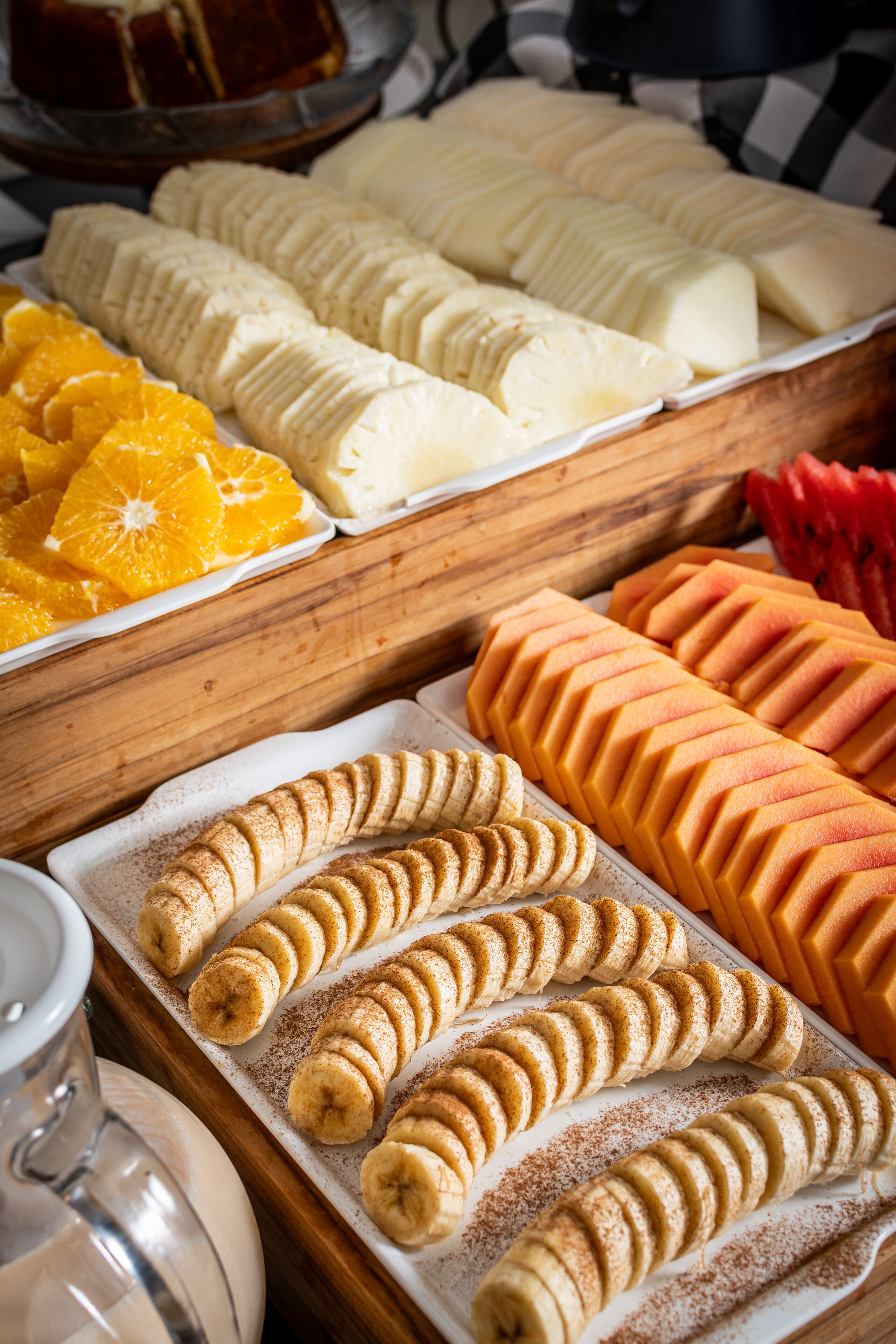 breakfast and dinner served