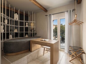 Habitació, balcó, vistes al mar (Ascension) | Roba de llit d'alta qualitat, minibar i caixa forta a l'habitació 