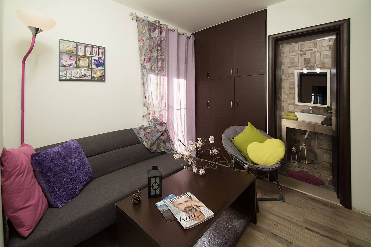 Junior-Suite | Wohnzimmer | Flachbildfernseher