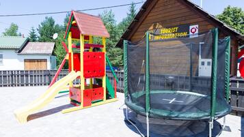 Tempat bermain anak - outdoor