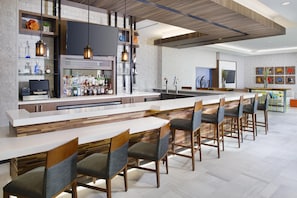 Bar (on property) - Hilton Garden Inn Dallas/Arlington South (Arlington)