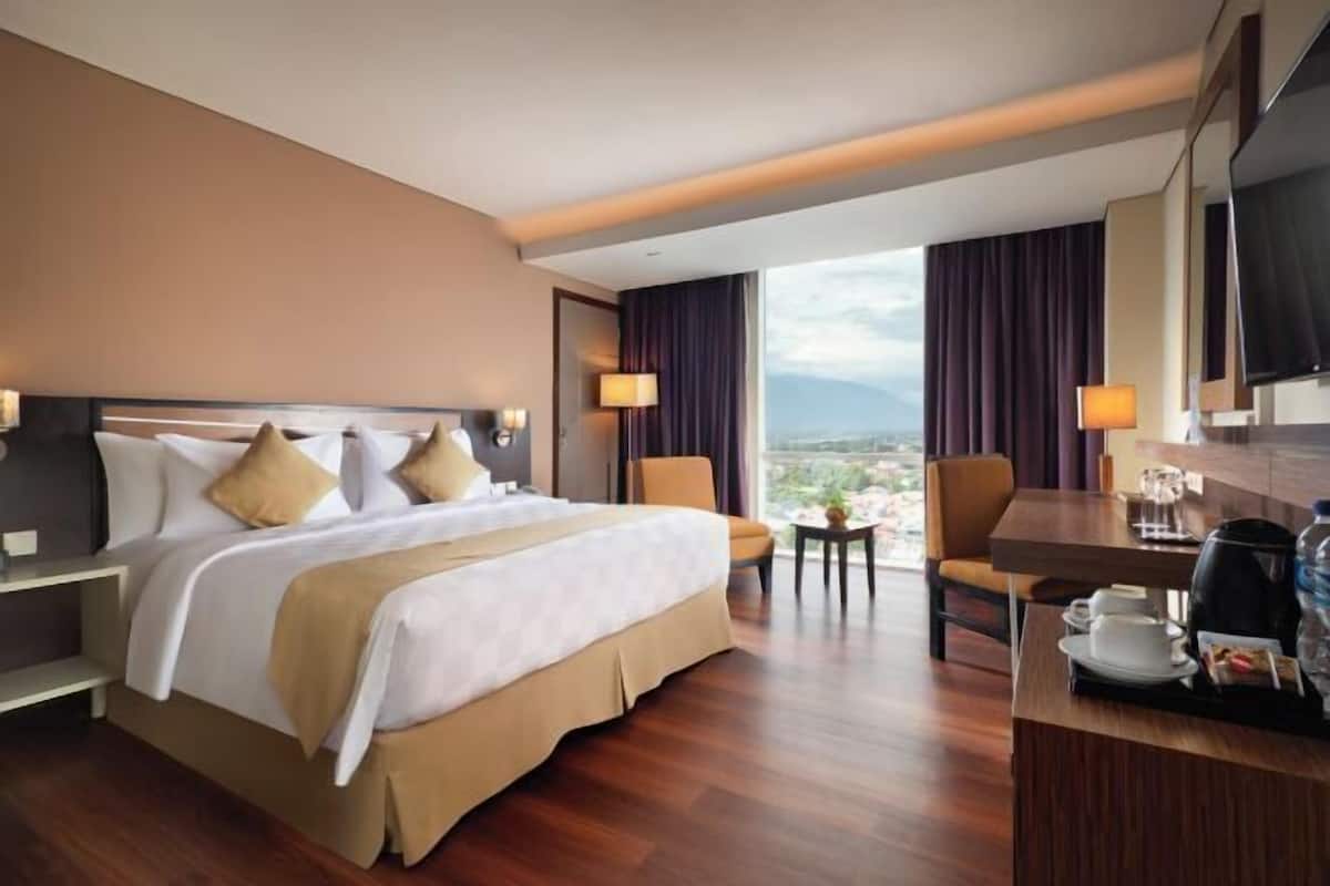 Ropa de cama de alta calidad y minibar