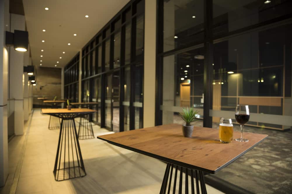 Holiday Inn Express Adelaide City Centre by IHG