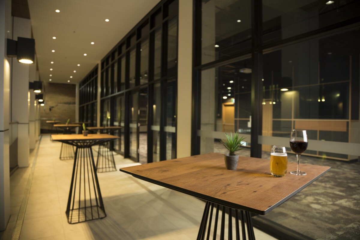 Holiday Inn Express Adelaide City Centre by IHG