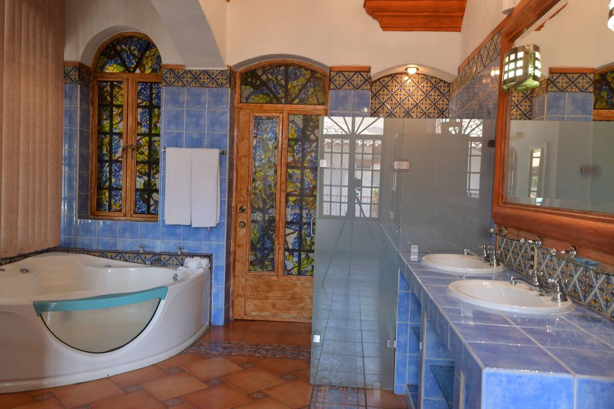 luxury suite | 1 bedroom, premium bedding, iron/ironing board, free wifi