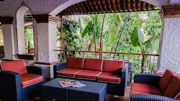 Sala de estar en el lobby